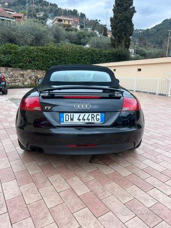 Audi TT cabriolet