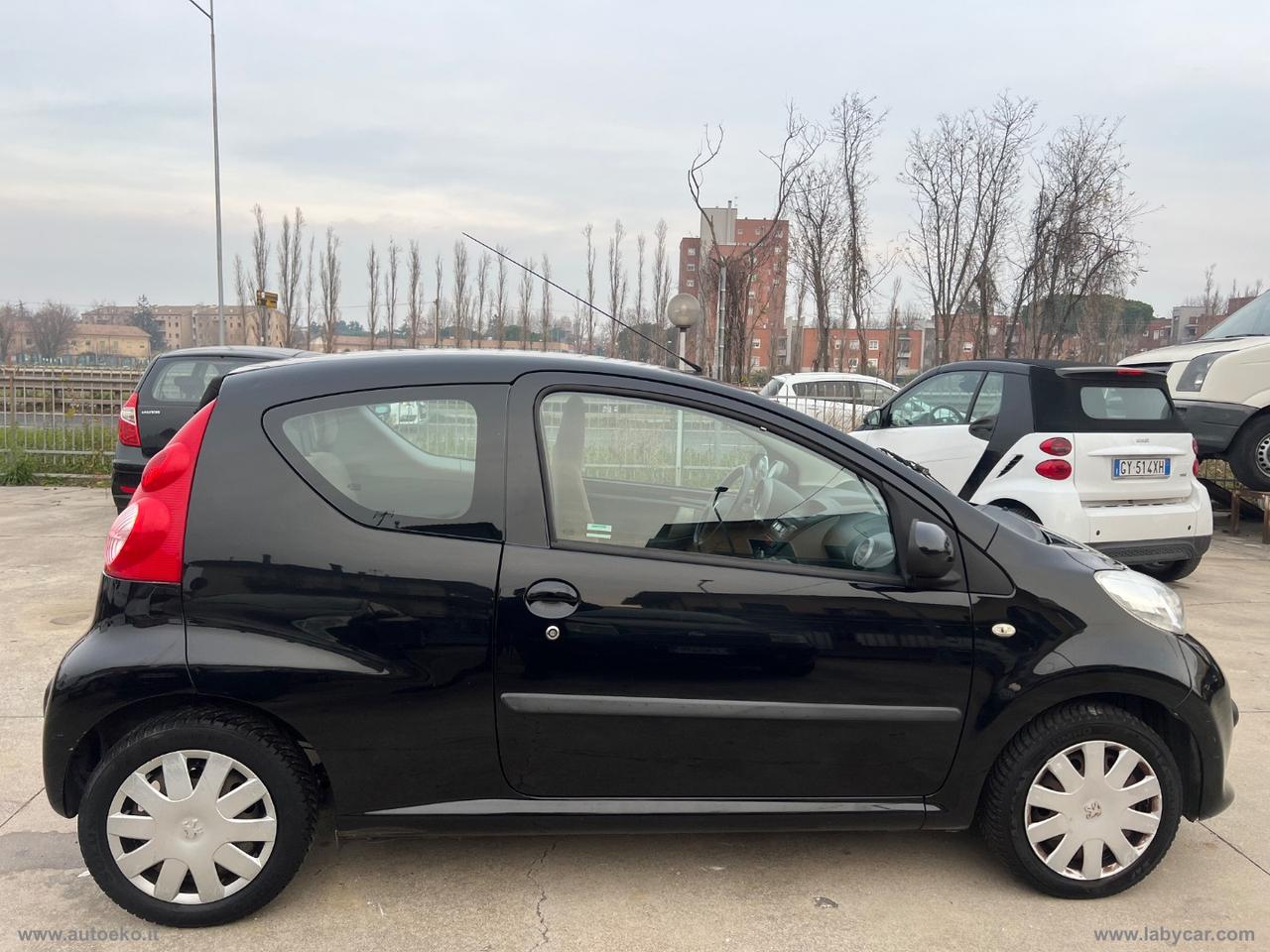 PEUGEOT 107 1.0 68 CV 3p. Sweet Years