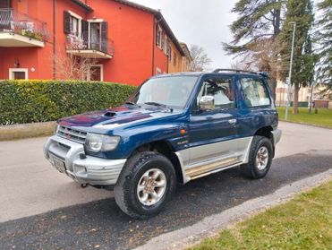 Mitsubishi Pajero 2800