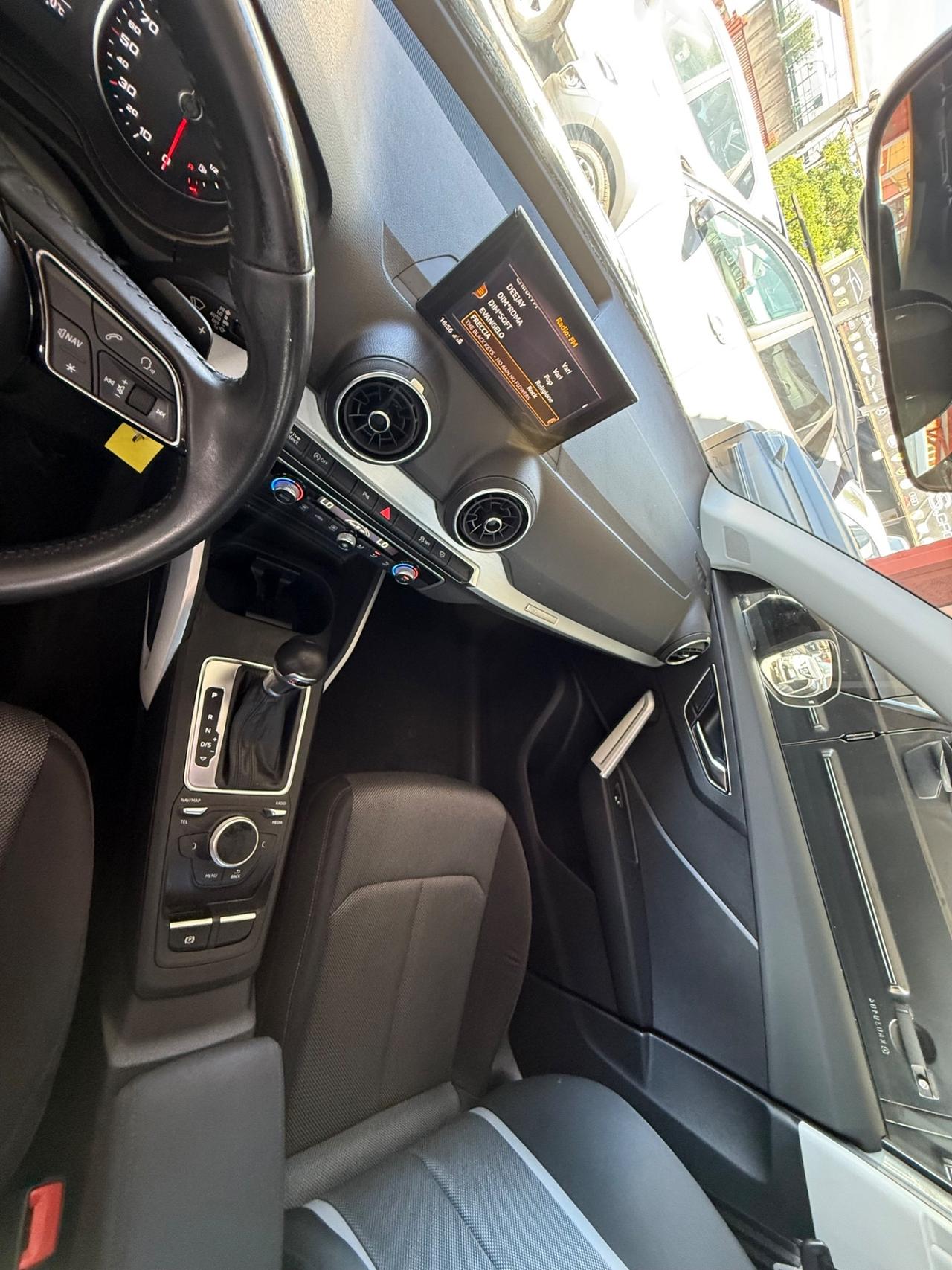Q2 1.6 TDI S-tronic-S line-unipro-rate-garanzia