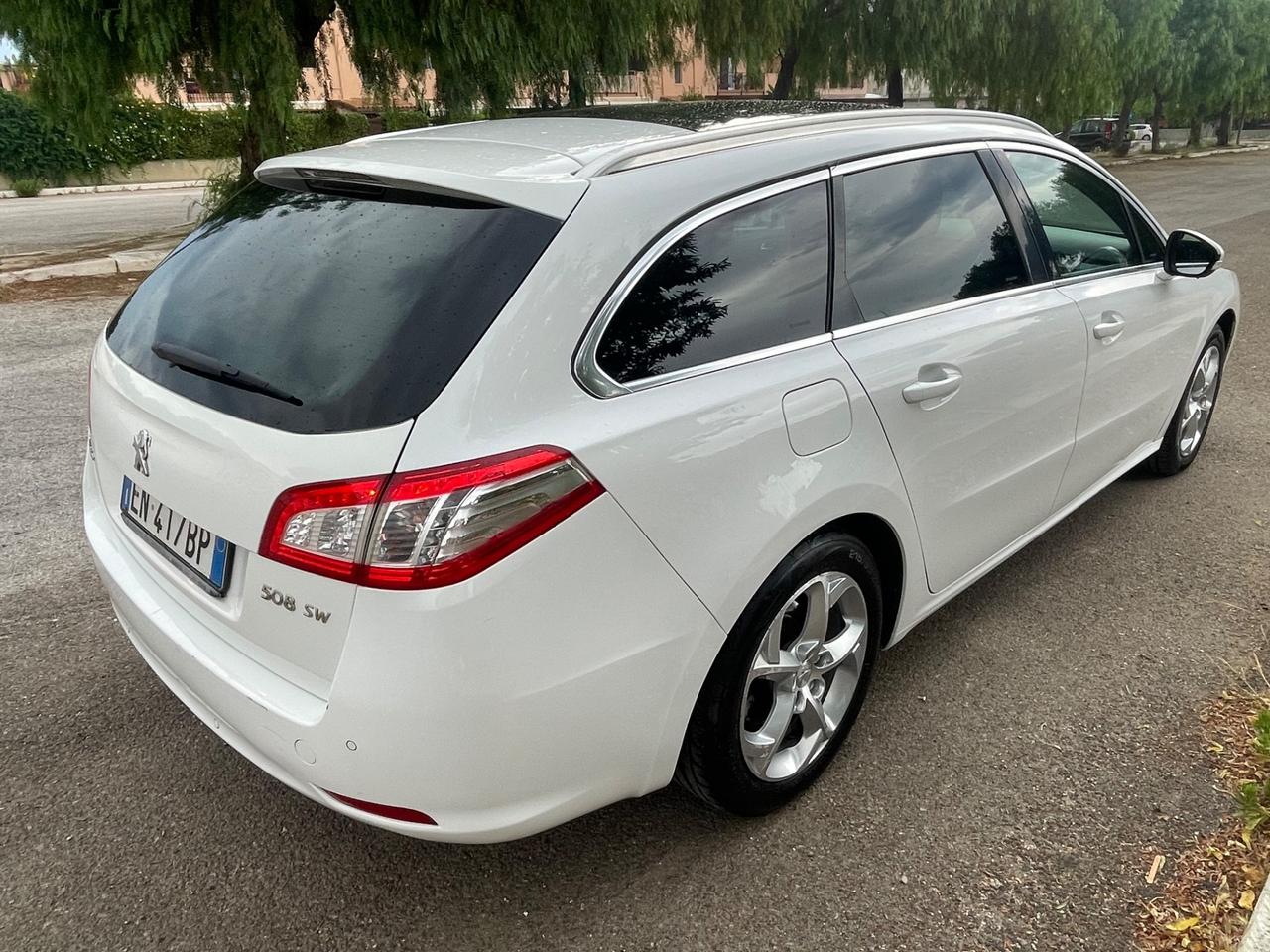 Peugeot 508 1.6 e-HDi 115CV cambio robotizzato S&S SW Ciel Allure
