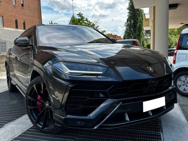 LAMBORGHINI Urus 4.0