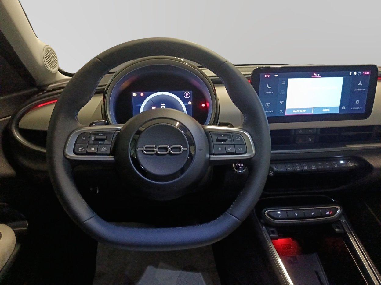 FIAT 600 (2023-->) - 600 Hybrid 110 CV DCT MHEV La Prima