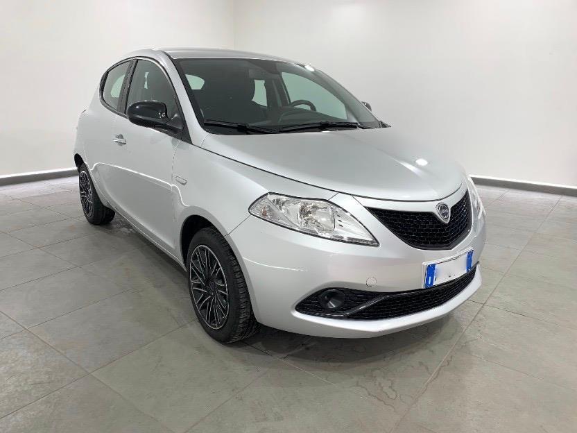 LANCIA Ypsilon Ypsilon 1.2 69 CV 5p. GPL Ecochic Gold