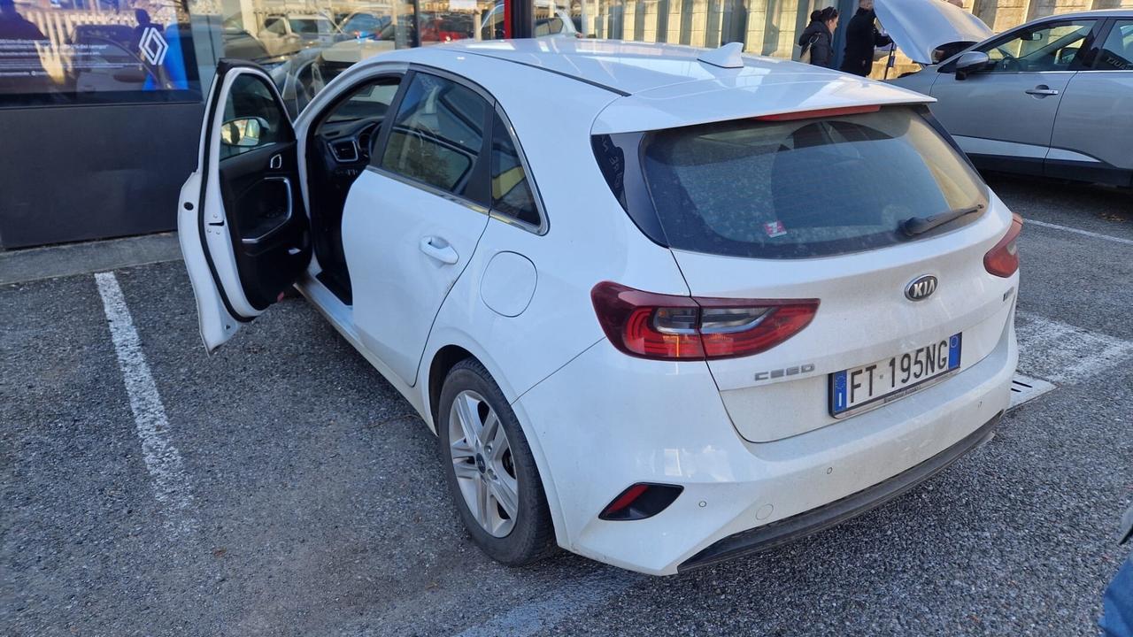Kia Ceed 1.4 MPi GPL SW Business Class