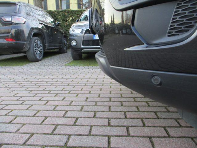 LAND ROVER Discovery Sport 2.0 TD4 150 CV Pure Camera/SensoriPark