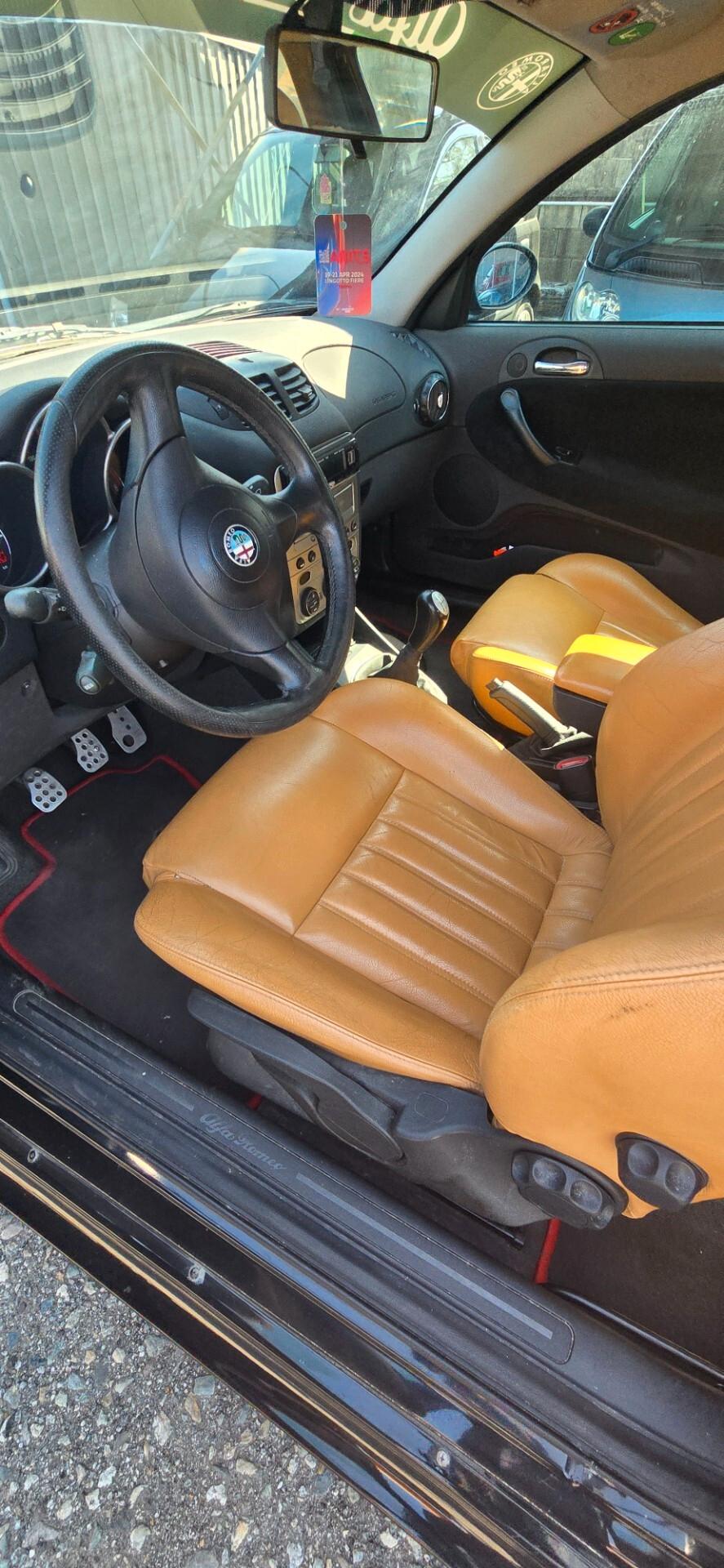 Alfa Romeo 147 1.6i benzina iscritta Asi