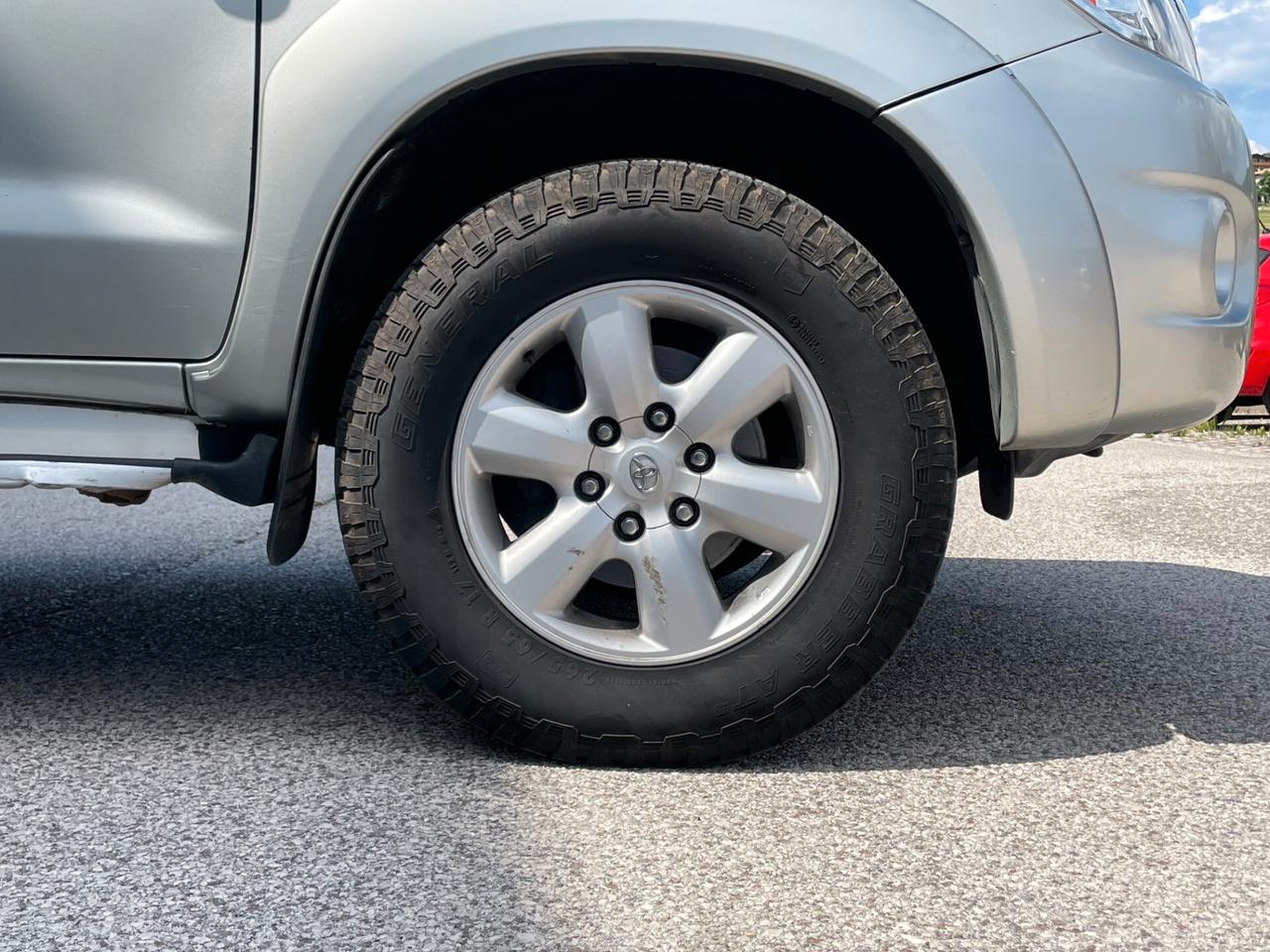 Toyota Hilux 3.0 D-4D 171cv 4WD 4p. Doub. Cab MANUALE+GANCIO