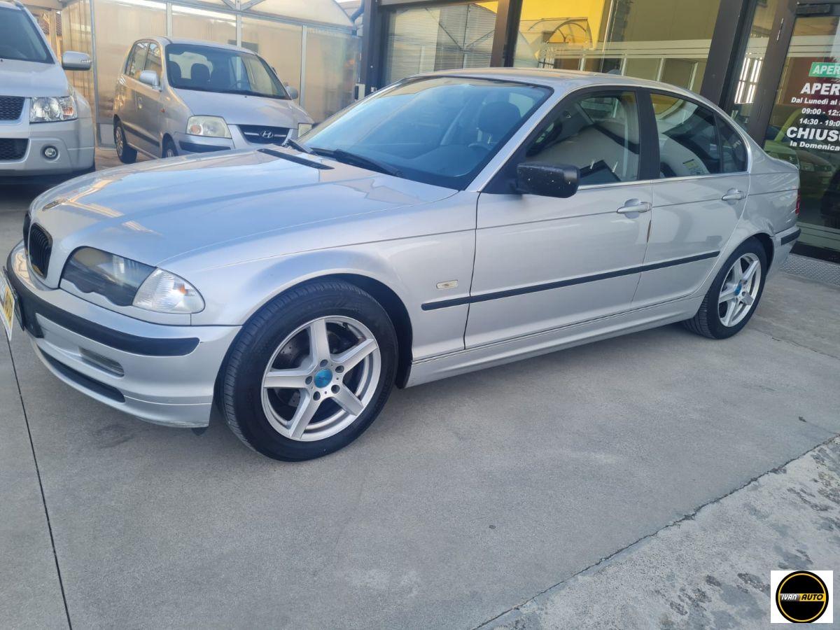 BMW Serie 3 (E46) 323i-Automatico