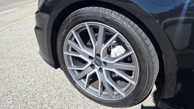 AUDI A6 Avant 40 2.0 TDI quattro S Line Sport