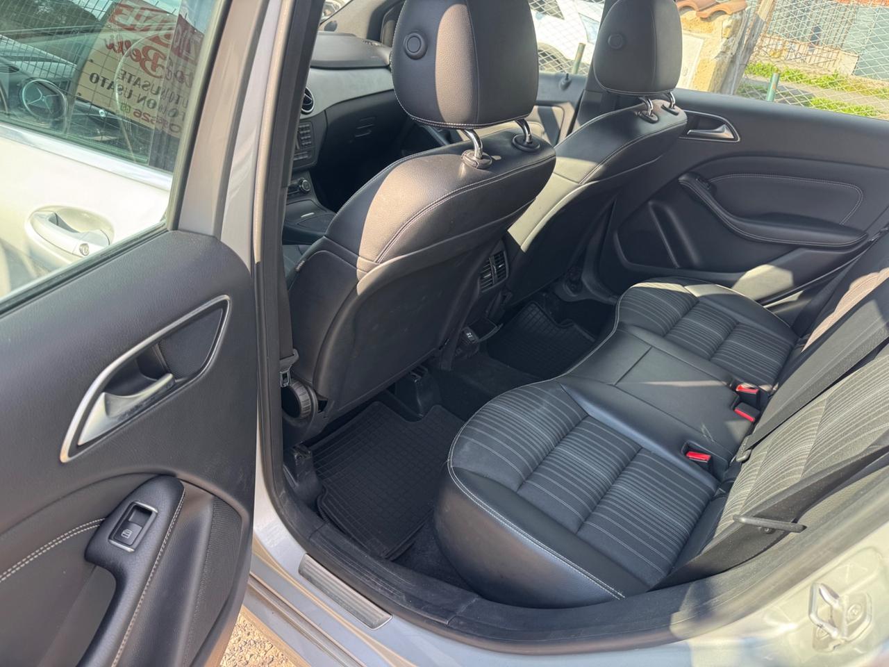 Mercedes-benz B 180 CDI BlueEFFICIENCY Premium