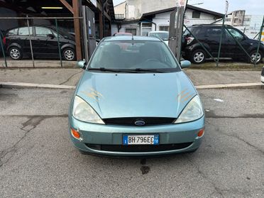 Ford Focus 1.8 TDDi cat 5p. Ghia