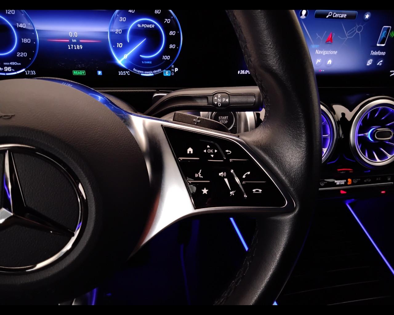 Mercedes-Benz EQB - X243 2024 - EQB 250+ Progressive Advanced