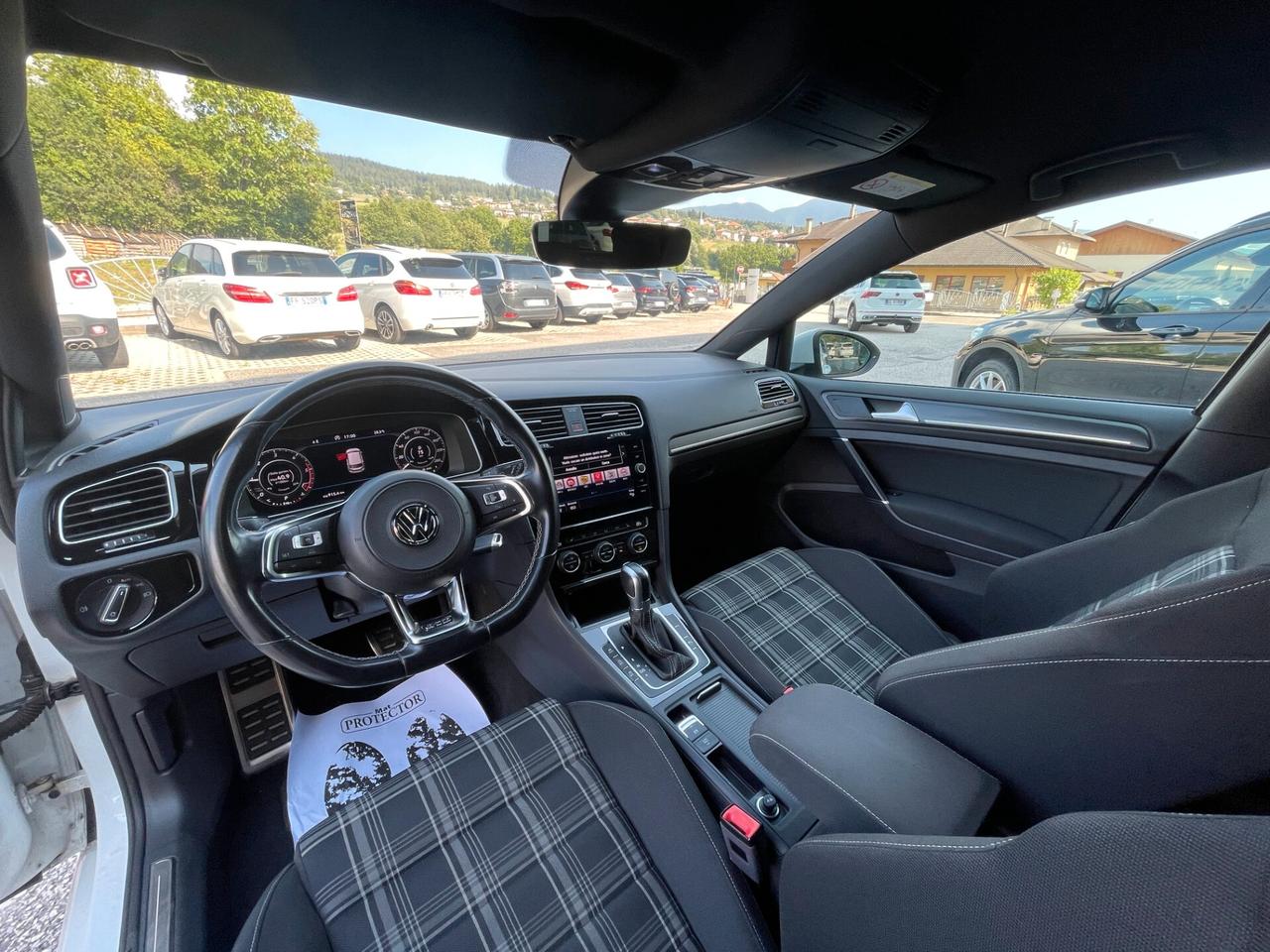 Volkswagen Golf 7.5 GTD 2.0 TDI DSG 5p.