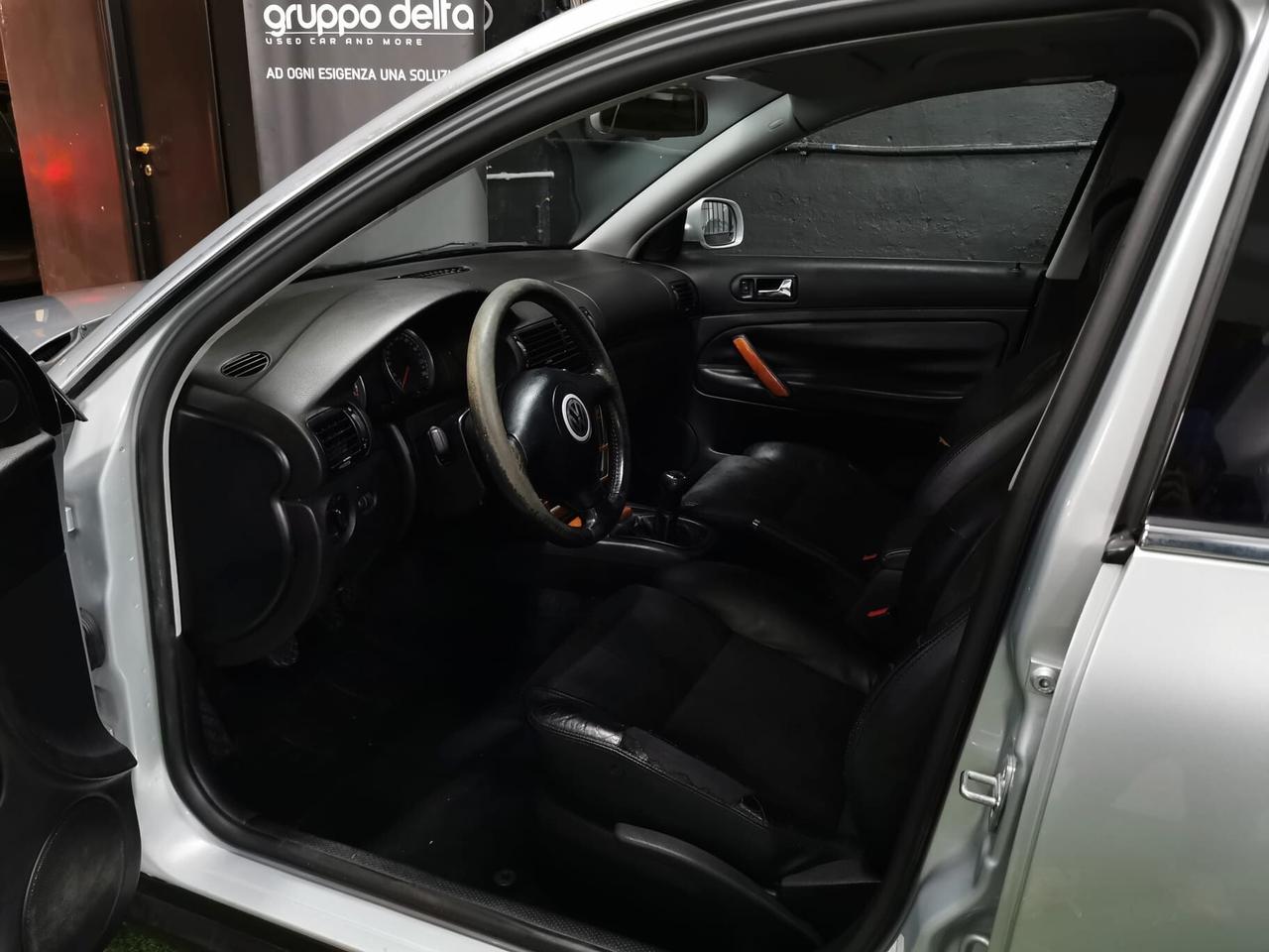 Volkswagen Passat 1.8 T 20V Highline GARANIZA 12 MESI