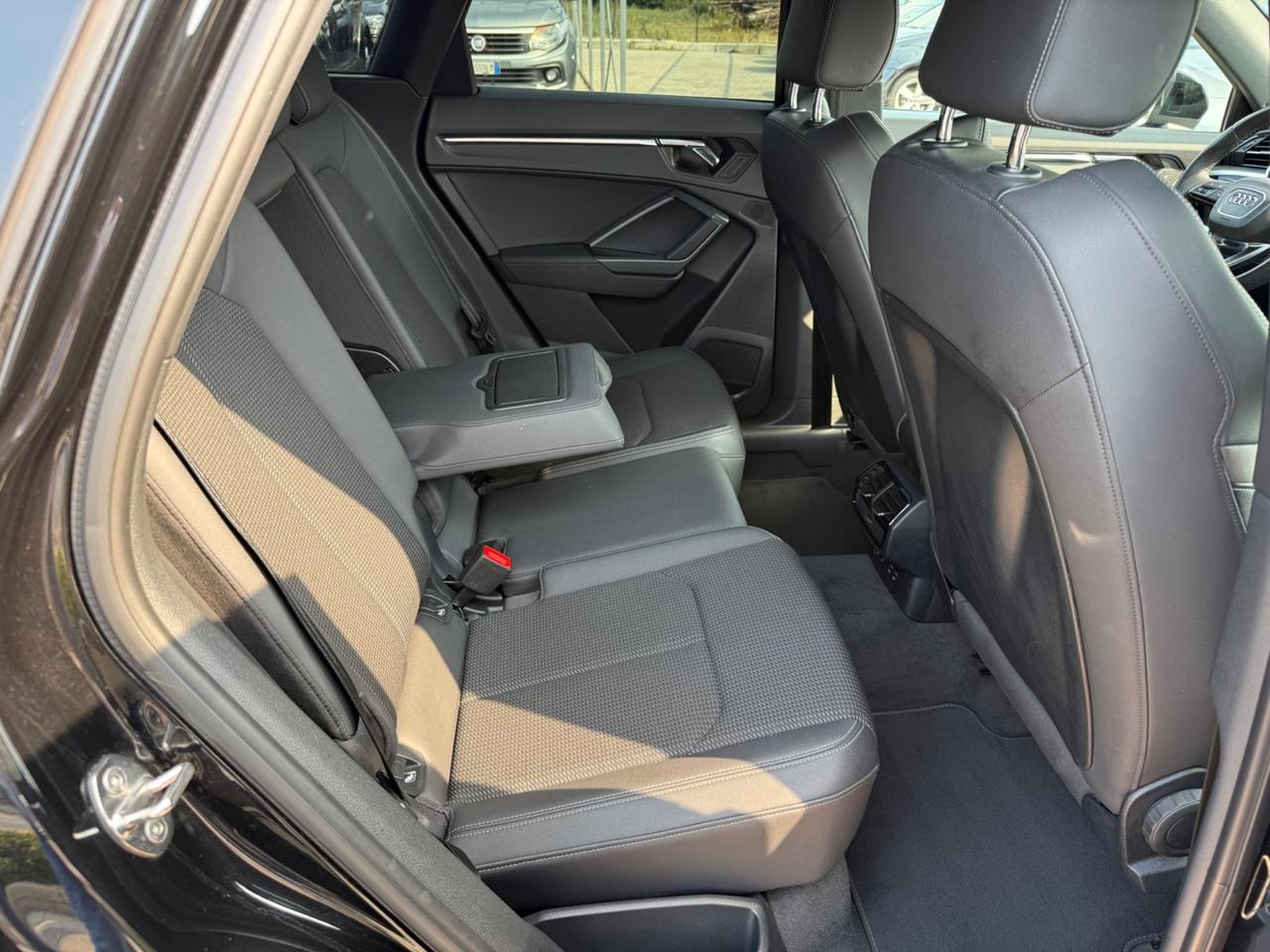 Audi Q3 45 TFSI quattro S tronic line edition