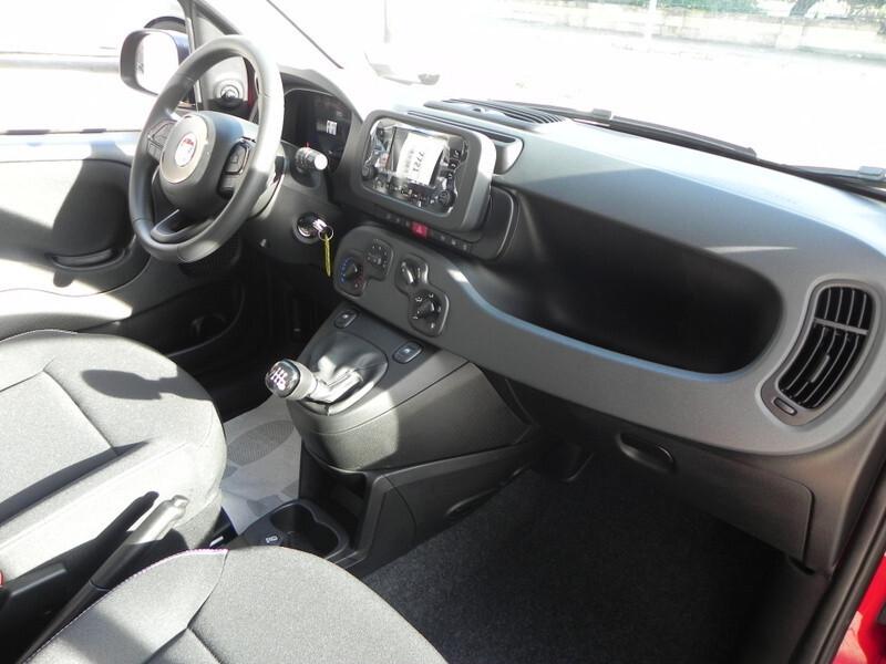Fiat Panda NEW MY 25 1.0 FireFly S&S Hybrid 70 cv Pandina Icon