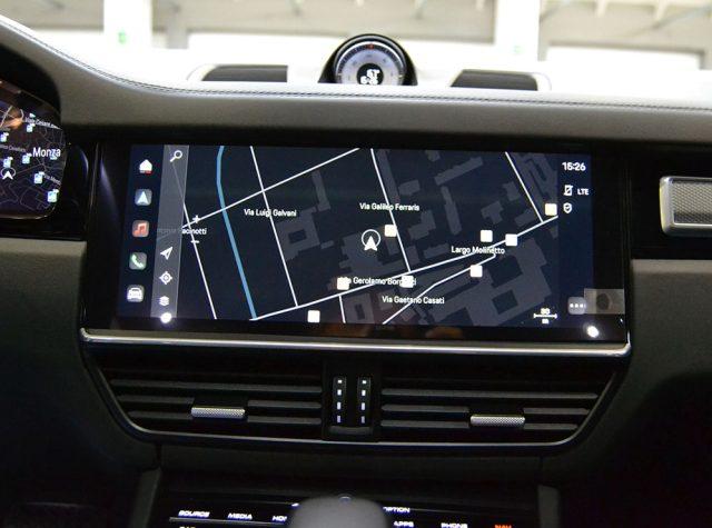 PORSCHE Cayenne Coupé 3.0 V6 E-Hybrid Platinum Edition Iva Esposta