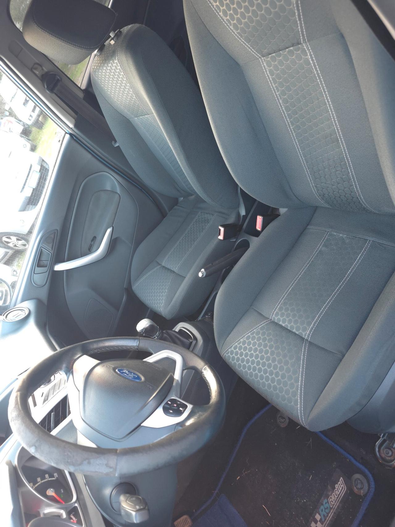 Ford Fiesta 1.4 TDCi 5p. Titanium