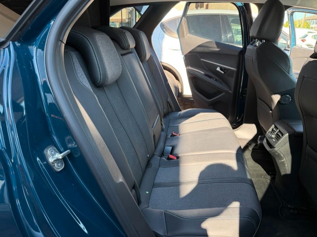 Peugeot 3008 BlueHDi 130 S&S EAT8 Allure