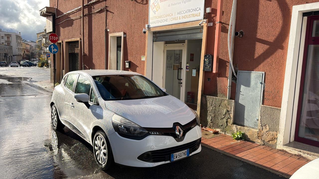 Renault Clio 1.2 75CV 5 porte Live 74 mila km