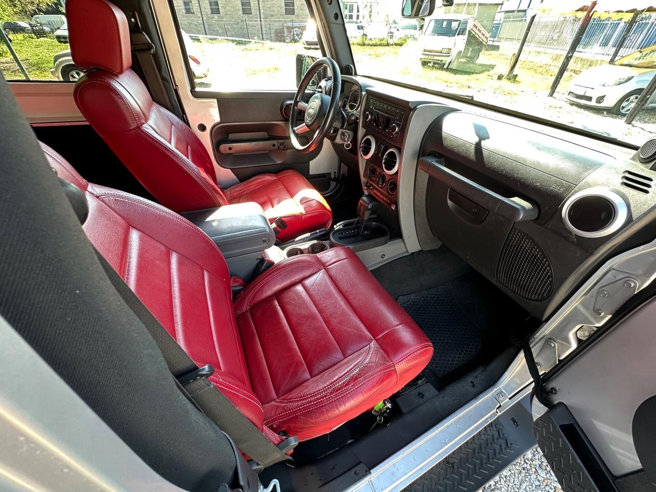 Jeep Wrangler 2.8 CRD DPF Sahara Auto