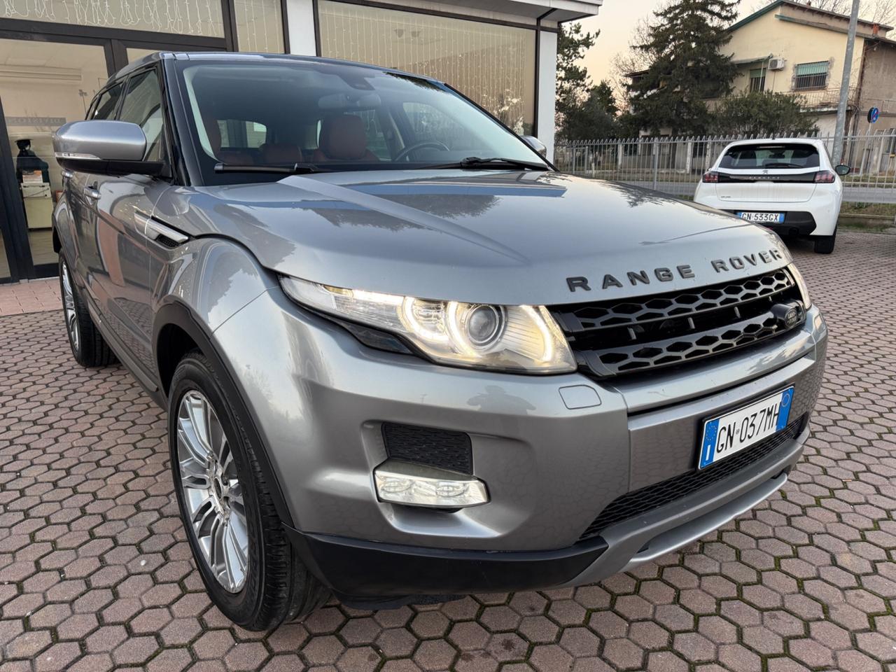 Land Rover Range Evoque 2.2 TD4 5p. Dynamic 4x4