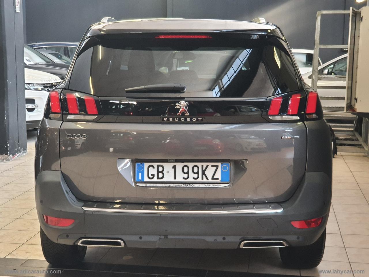 PEUGEOT 5008 BlueHDi 130 S&S EAT8 GT Line