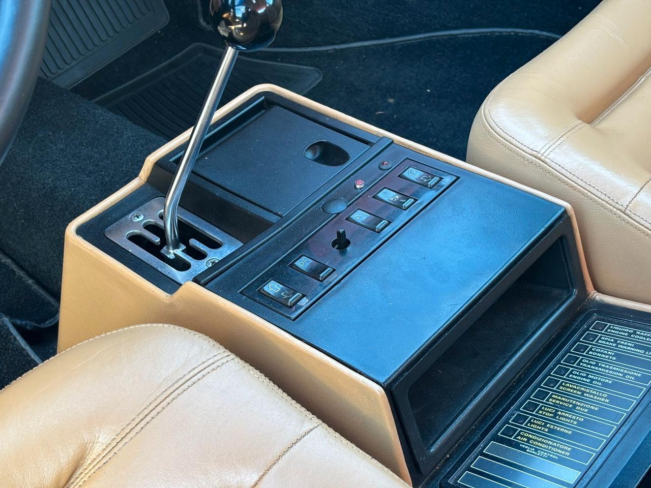Ferrari Mondial 8