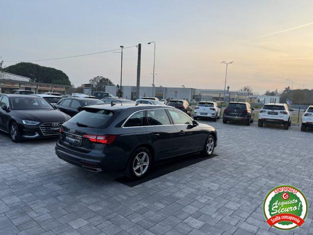 AUDI A4 Avant TDI S tronic