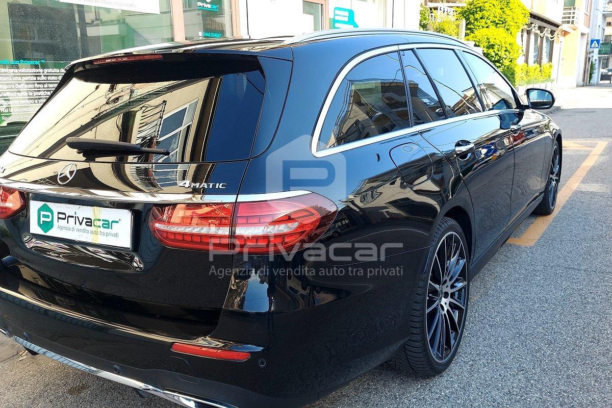 MERCEDES E 220 d S.W. 4Matic Auto Premium Plus