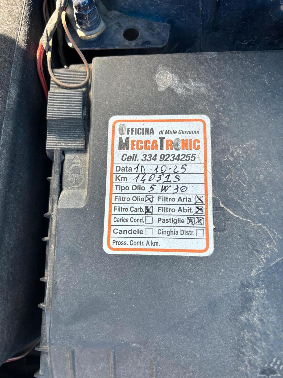 Volkswagen Golf 6° 2.0 TDI 140CV Highline - 2009