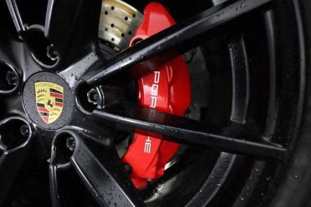 PORSCHE 911 911 Carrera 4S