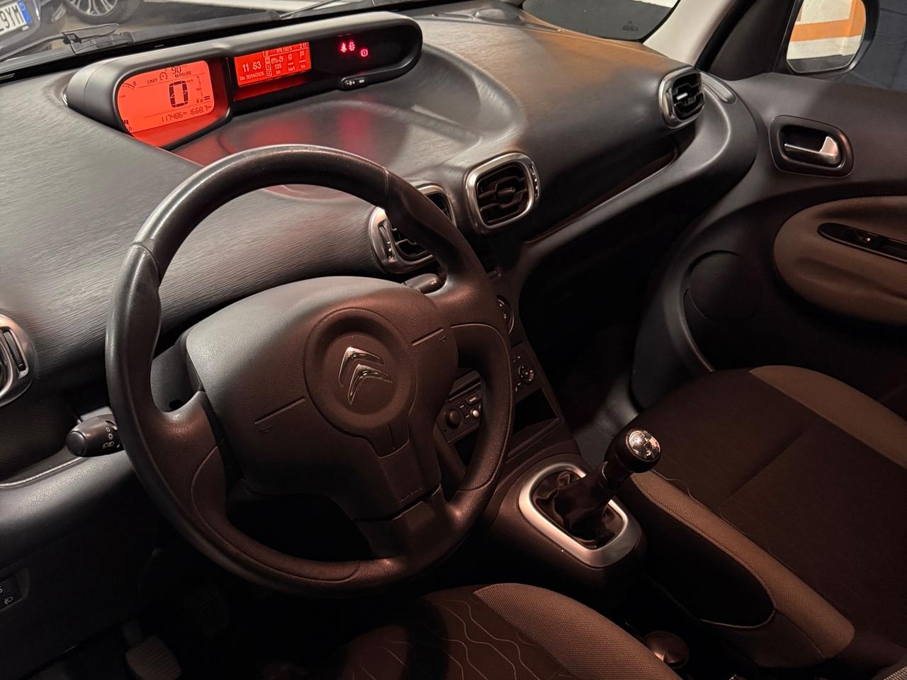MERAVIGLIOSA CITROËN C3 PICASSO ADATTA A NEOPATENTATI