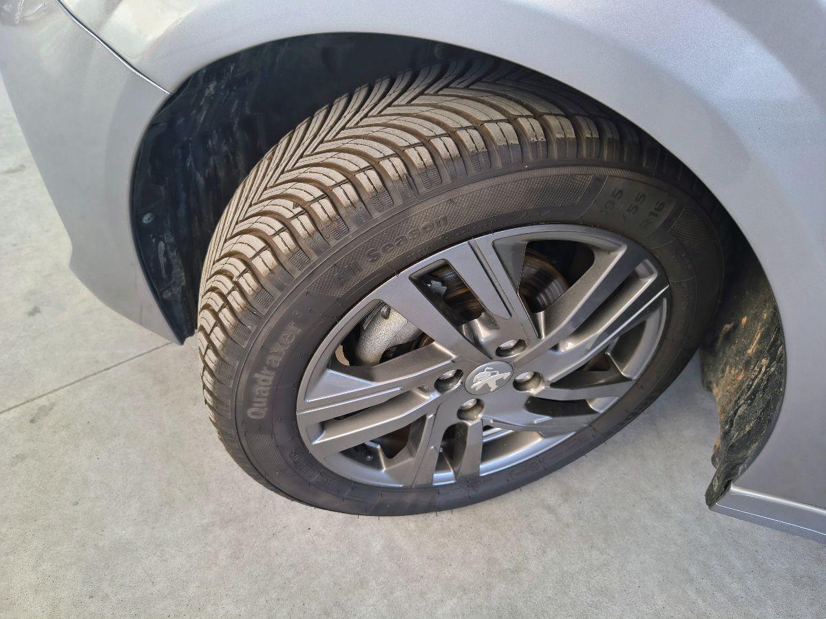 PEUGEOT - 208 - PureTech 75 S&S 5p. Active