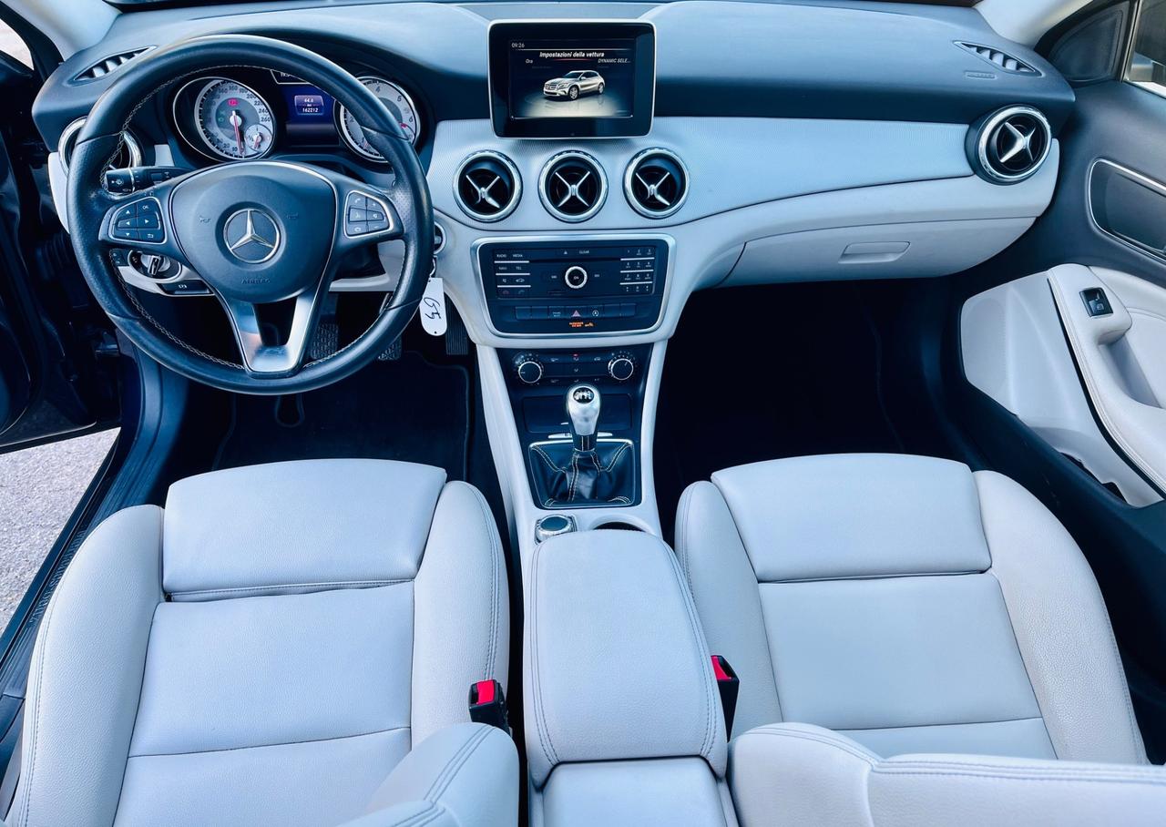 Mercedes-benz GLA 200 d Premium Enduro Tetto Panoramico