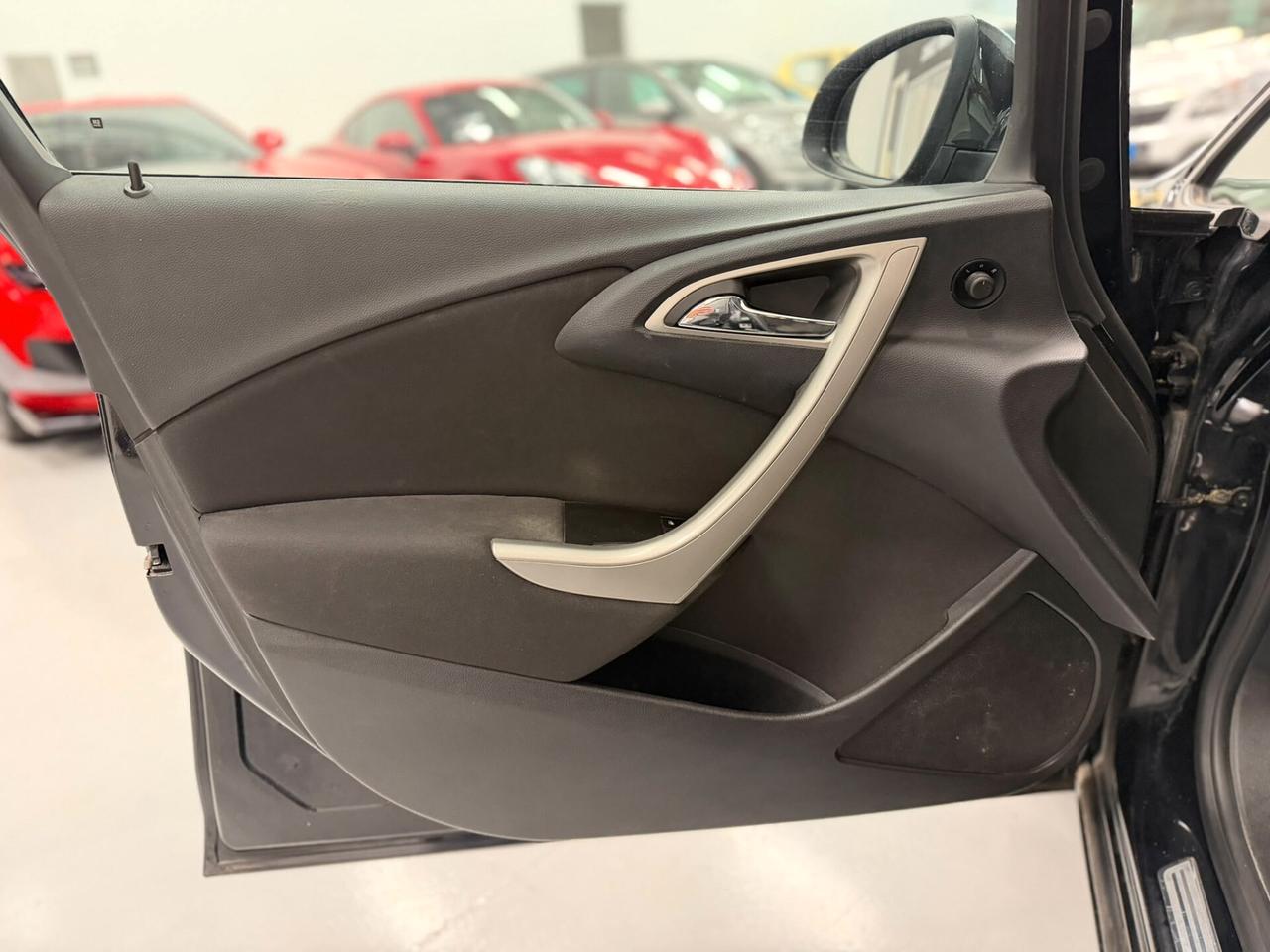 Opel Astra 1.7 CDTI 110CV 5 porte Cosmo