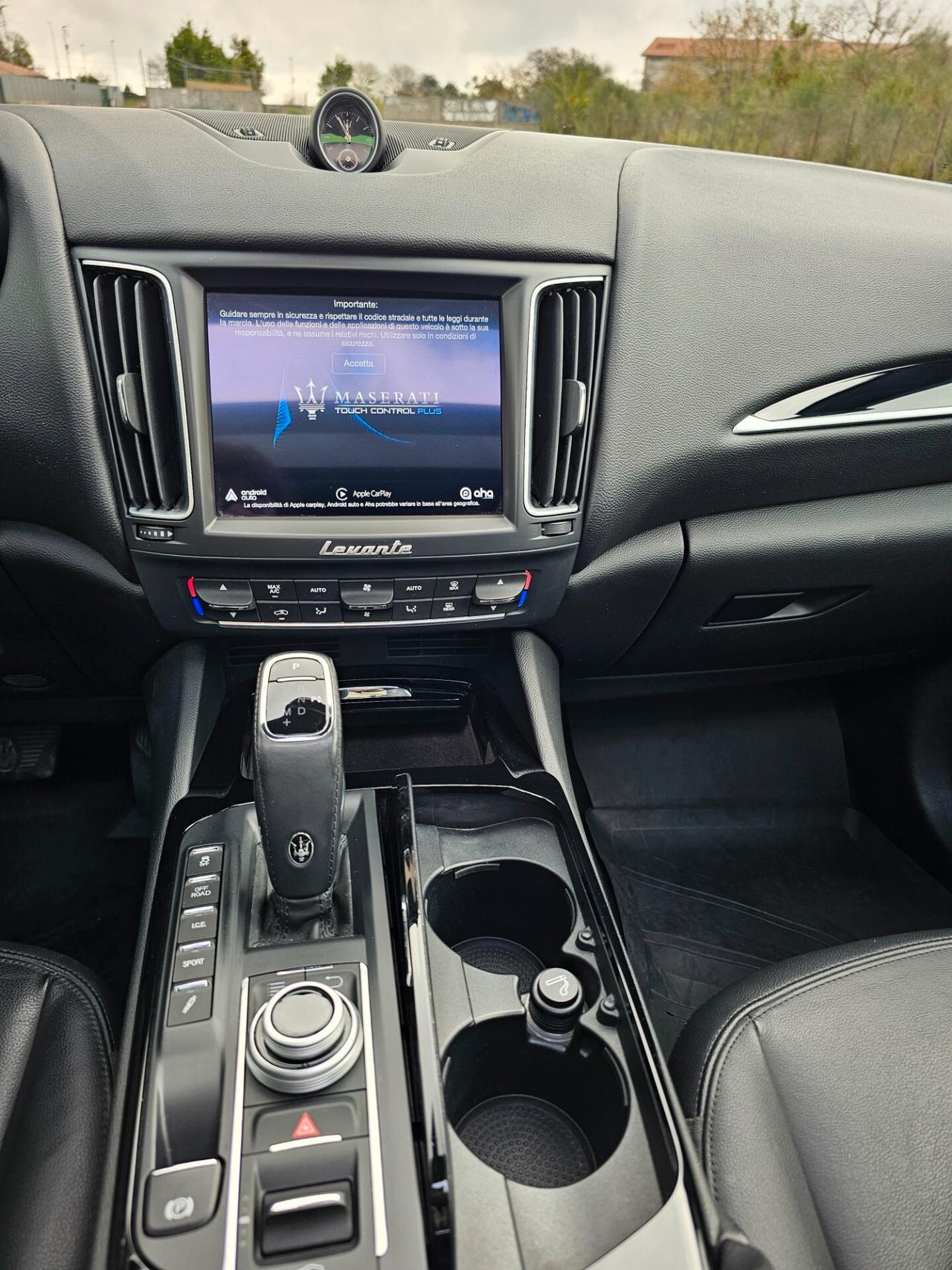 Maserati Levante Gransport 250cv no superbollo tetto apribile