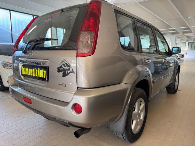 NISSAN X-Trail 2.2 dCi Elegance