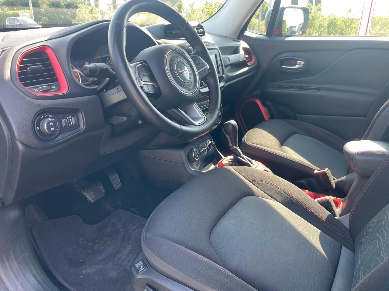 Jeep Renegade 2.0 Mjt 170CV 4WD Active Drive Low Trailhawk