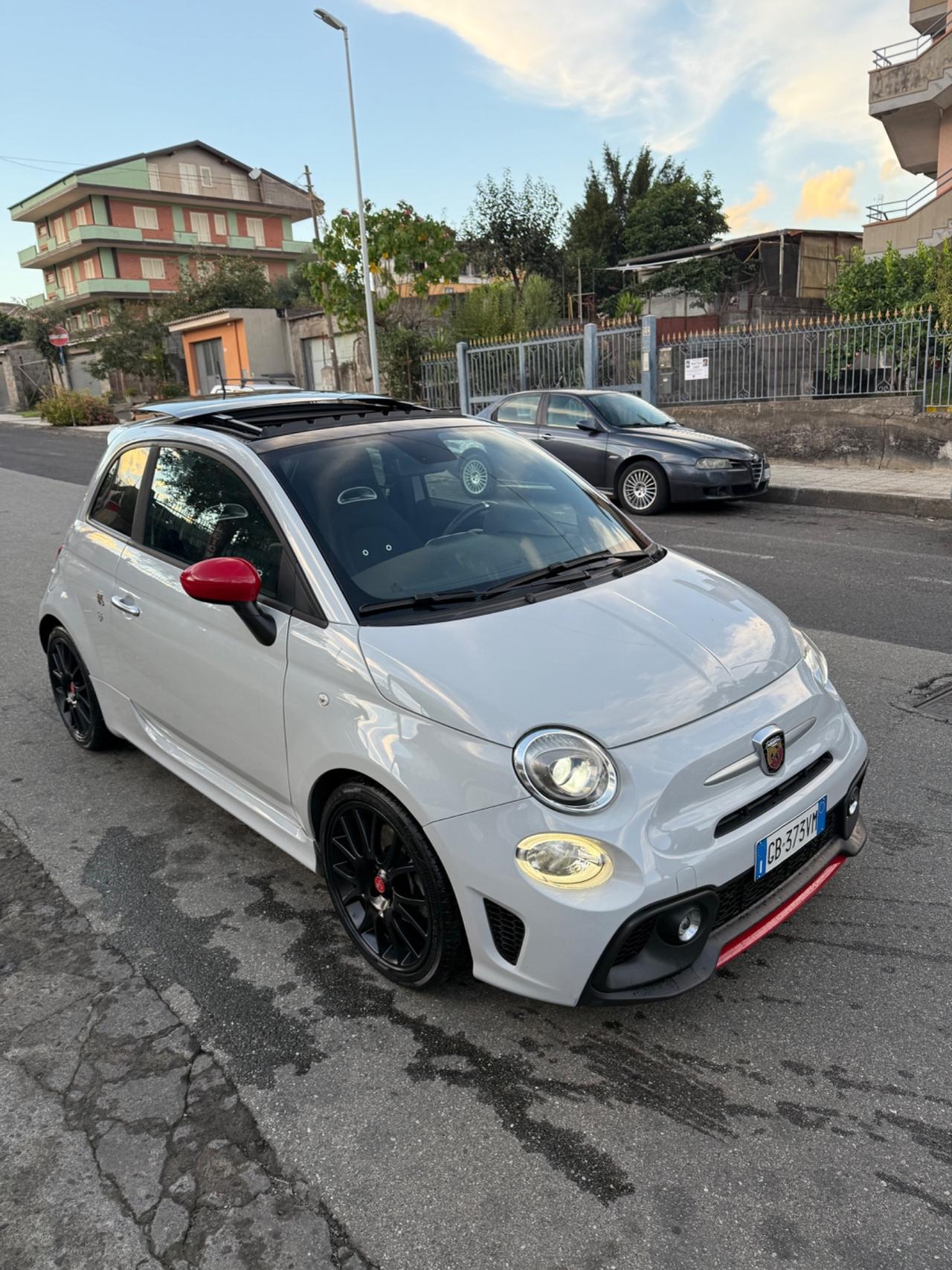 Abarth 595 1.4 Turbo T-Jet 165 CV Turismo