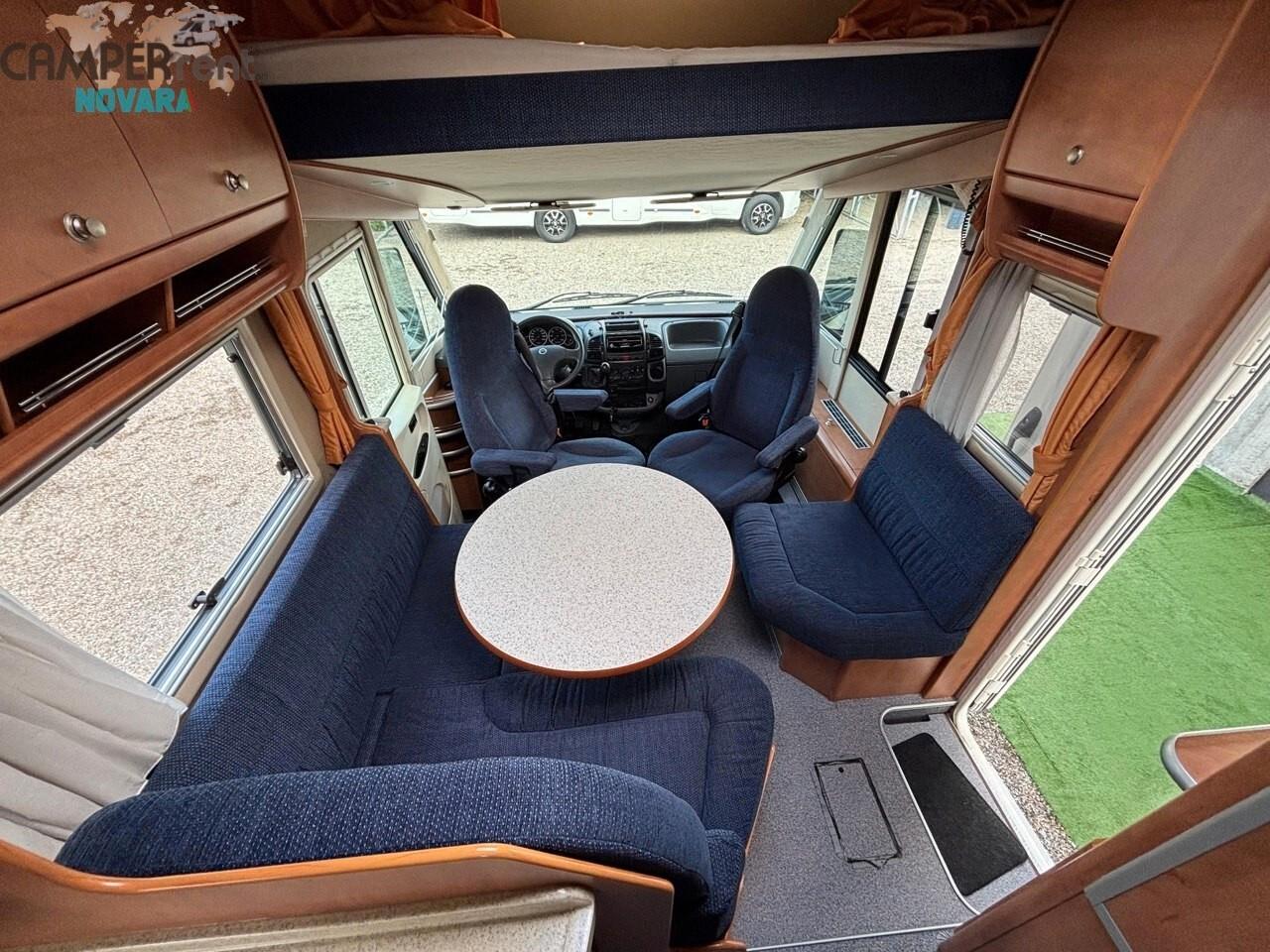 Carthago CHIC I 47 - MOTORHOME LETTO MATRIMONIALE E GARAGE