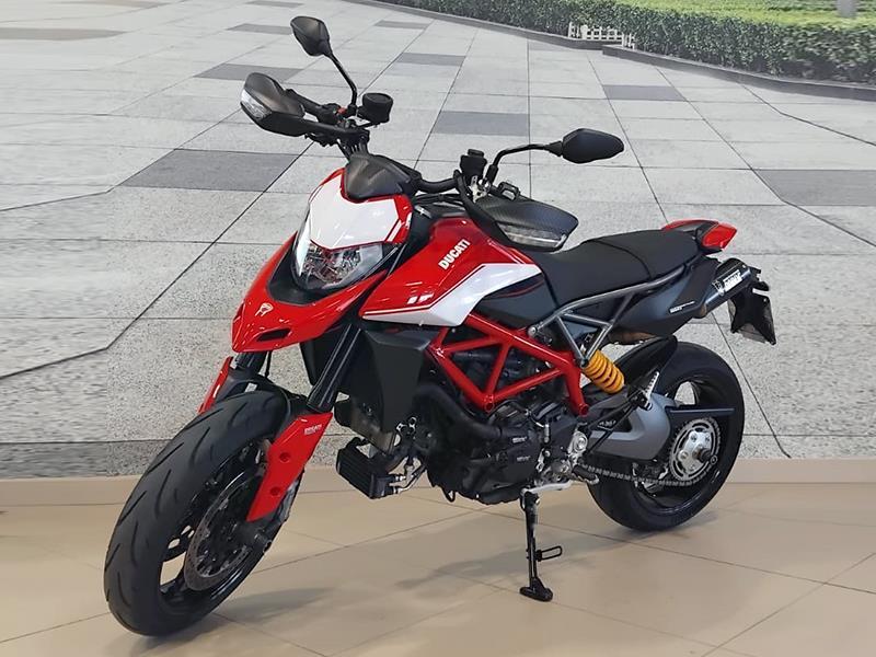 Ducati Hypermotard 950