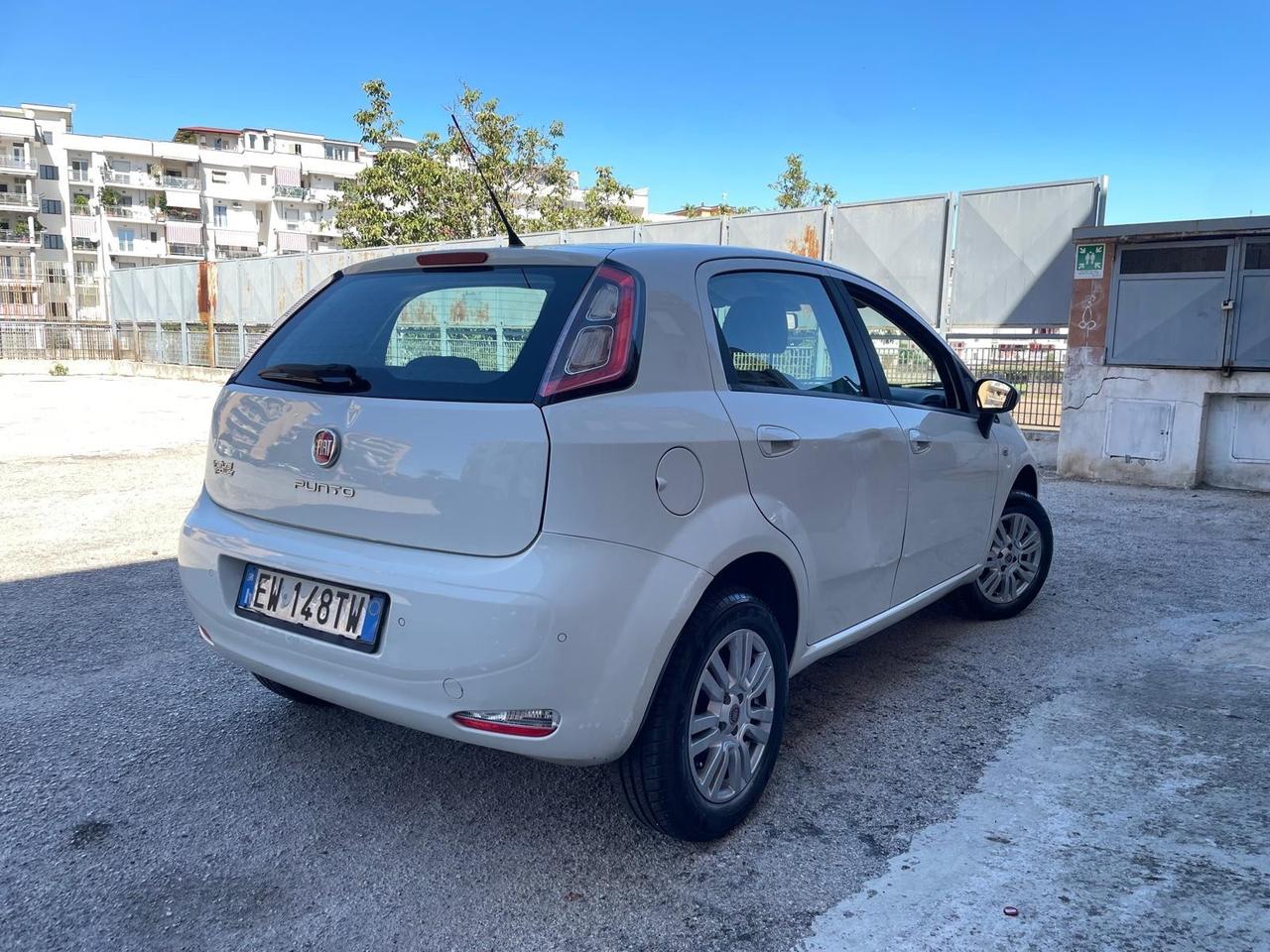 Fiat Punto 1.4 8V 5 porte Natural Power Lounge CON 180MILA KM