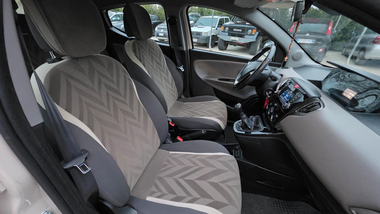 Lancia Ypsilon 1.3 MJT 16V 95 CV 5 porte S&S Platinum