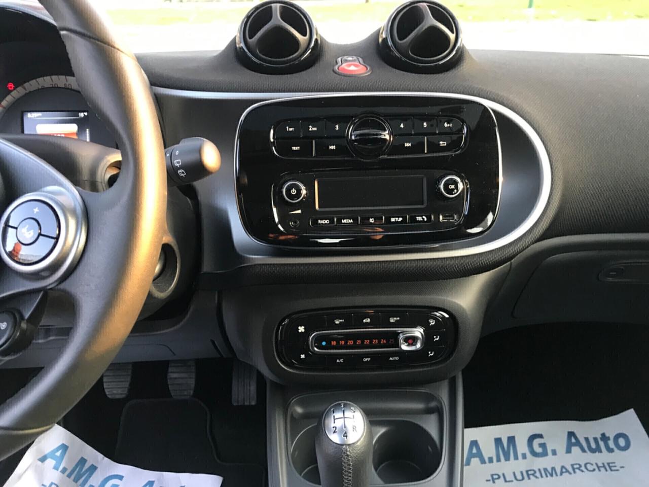 Smart ForFour 70 1.0 twinamic Passion km 6 mila par al nuovo