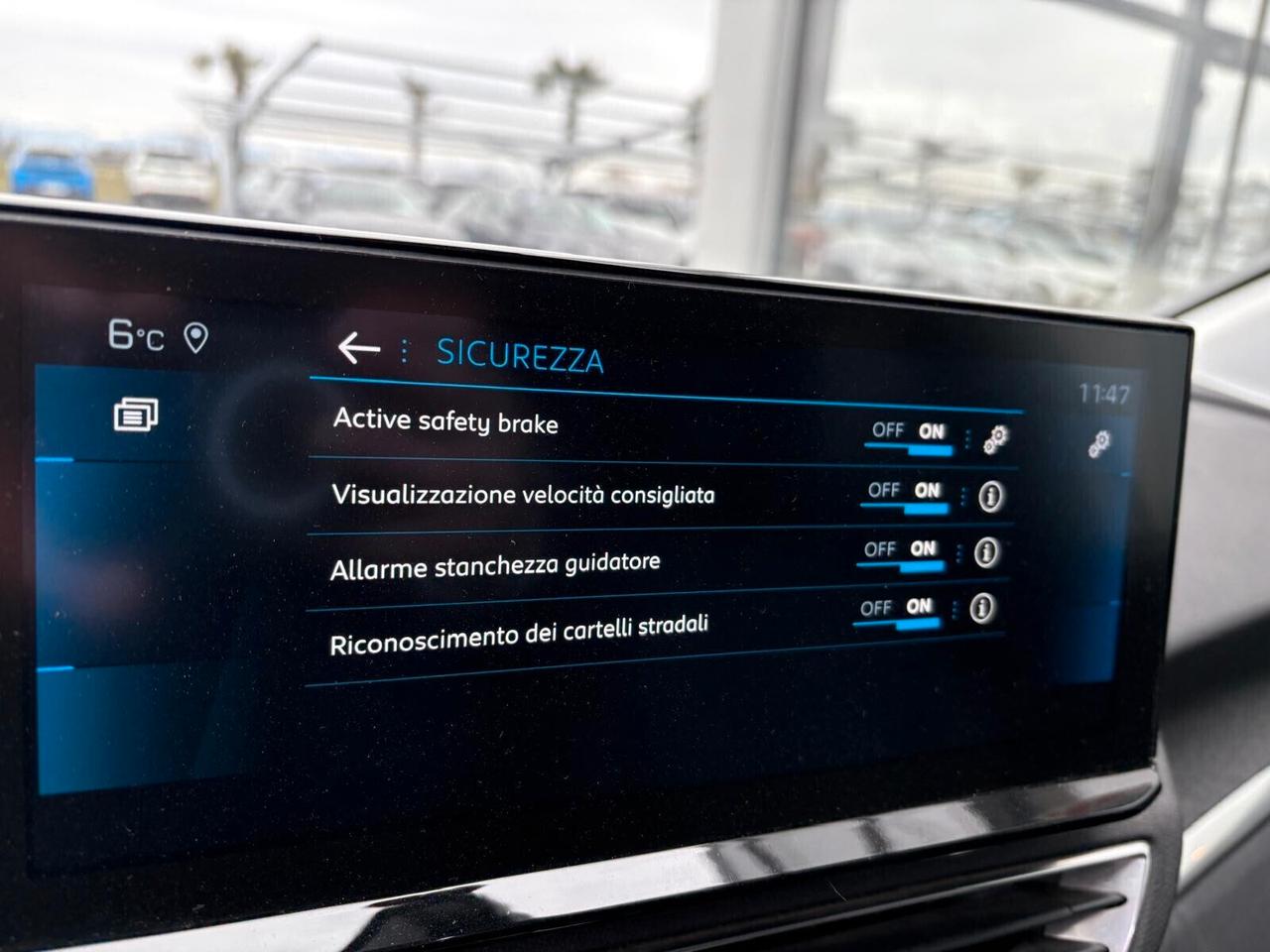 Peugeot 3008 ALLURE PACK BlueHDi 130 6mt SPOTICAR