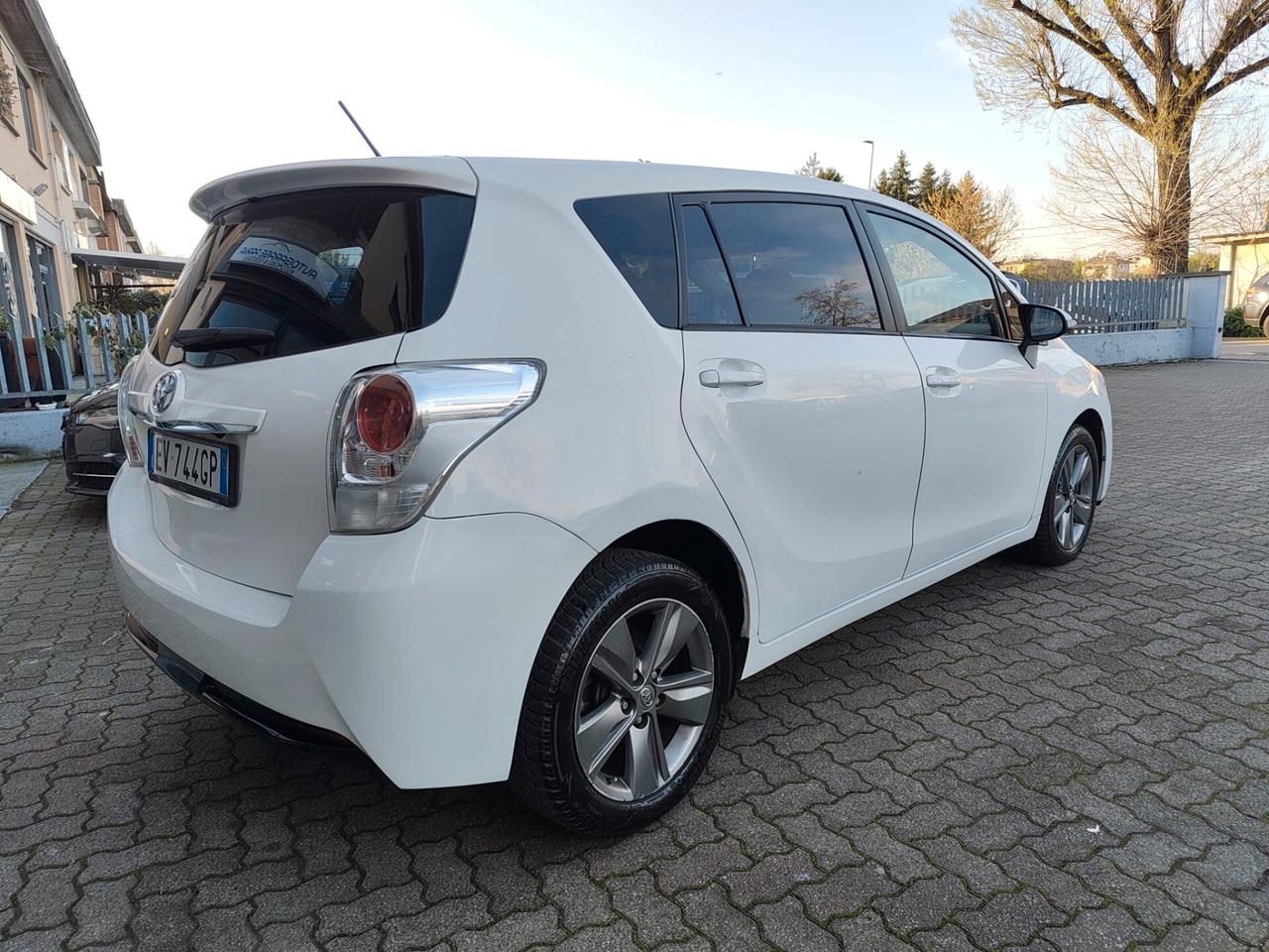 Toyota Verso 1.6 D-4D 7 posti *TETTO PANORAMA*