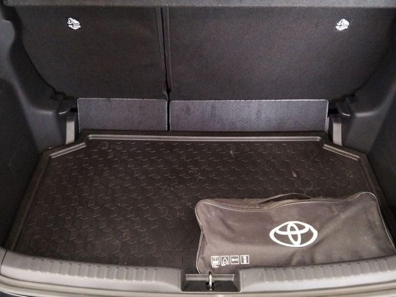 Toyota Yaris 1.0 Active MY22