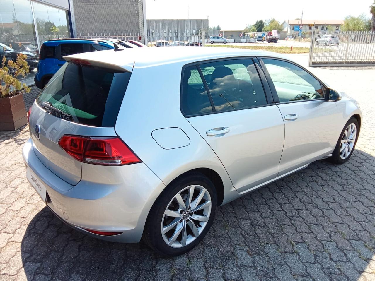 Volkswagen Golf 2.0 TDI DSG 5p. Highline BlueMotion Technology